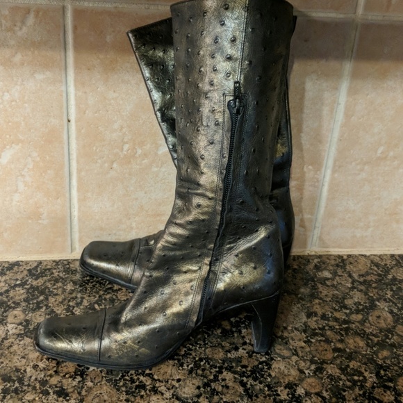 Ostrich print boots - Picture 6 of 6